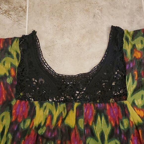 Jessica Simpson flutter sleeve boho top - Picture 4 of 9